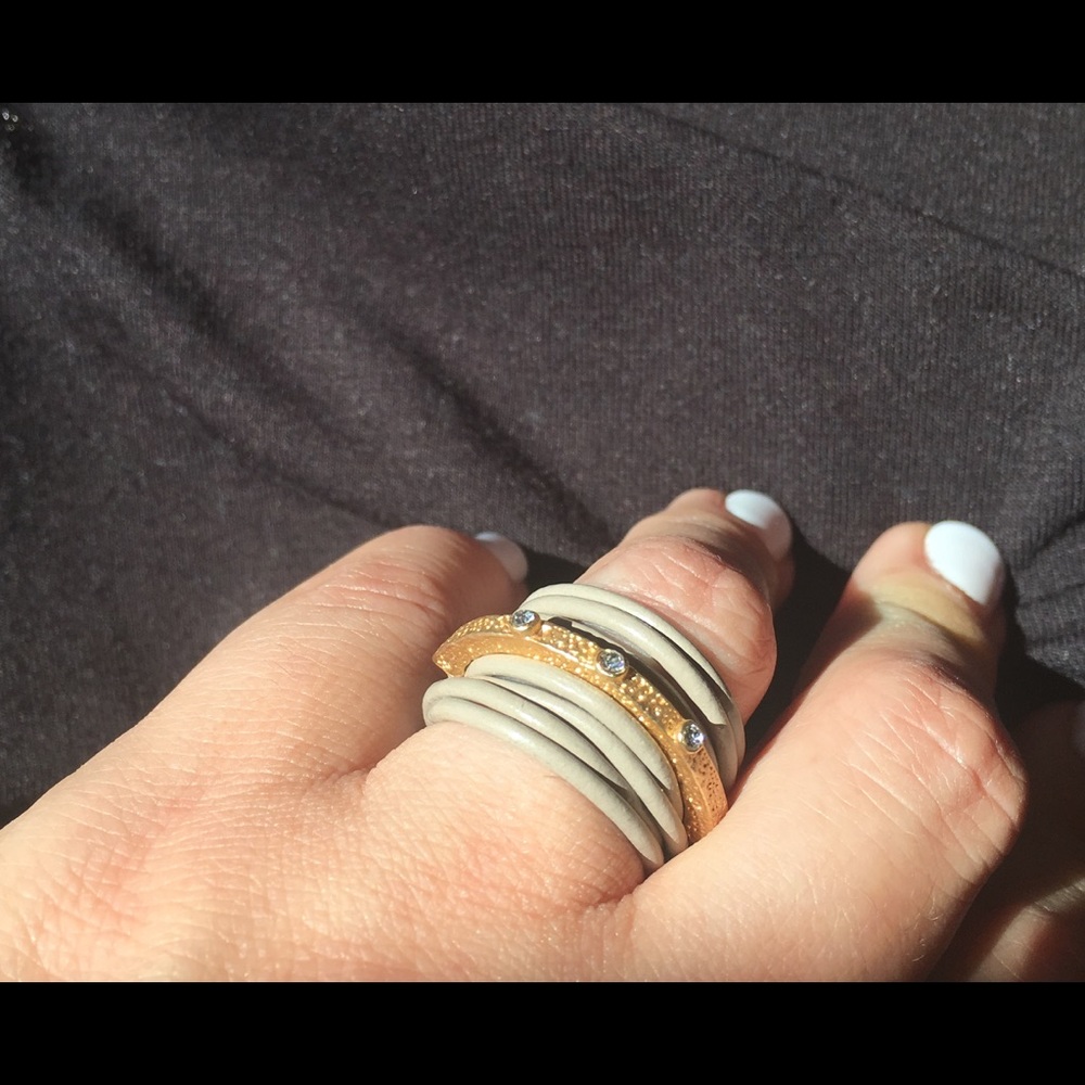 European design ring - Picture 6 of 8